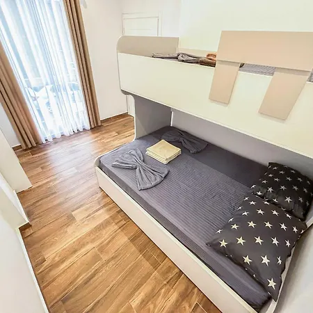 2 Bedroom 1248 Apartment