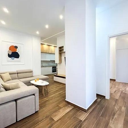 2 Bedroom 1248 Apartment *