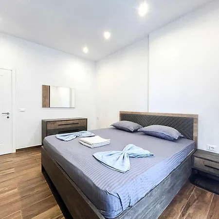 2 Bedroom 1248